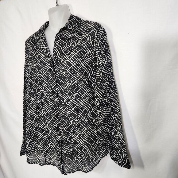 Coldwater Creek Top Womens Petites Small PS Lightweight No Iron Button Printed - Picture 6 of 10